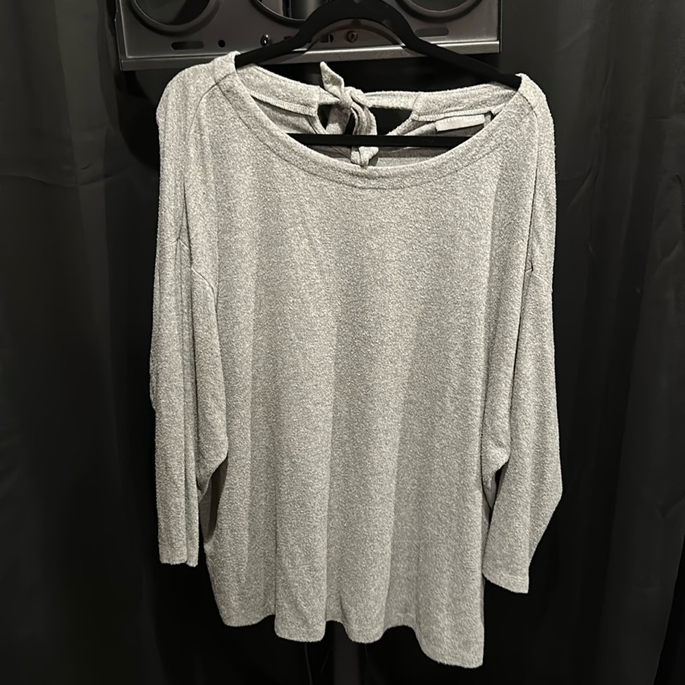 Susan Graver Sweater With Tie On Back